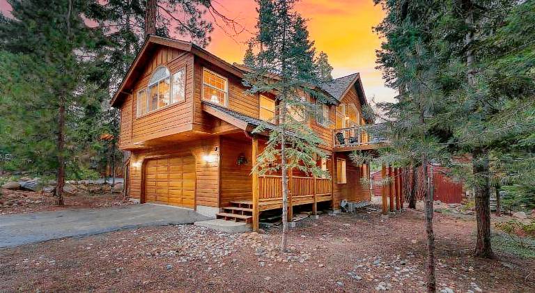 Vacation home with terrace & barbecue in South Lake Tahoe, CA