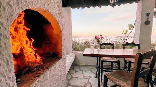 Villa Nikis Skiathos near beach and with sea view in Skiathos