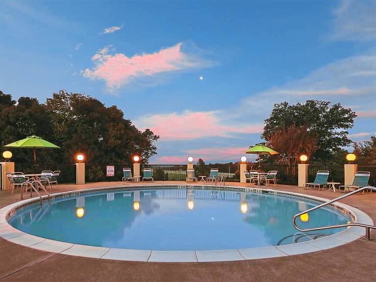 La Quinta Inn & Suites by Wyndham Denison - N. Lake Texoma — photo 5