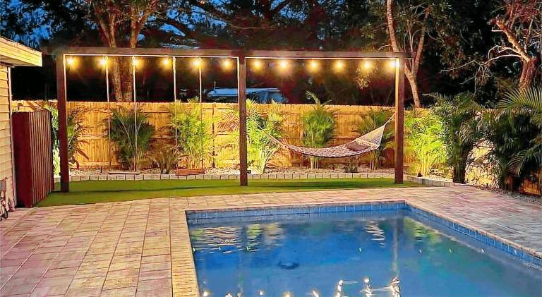 Vacation home with pool & hot tub | Good for workation in Sarasota, FL