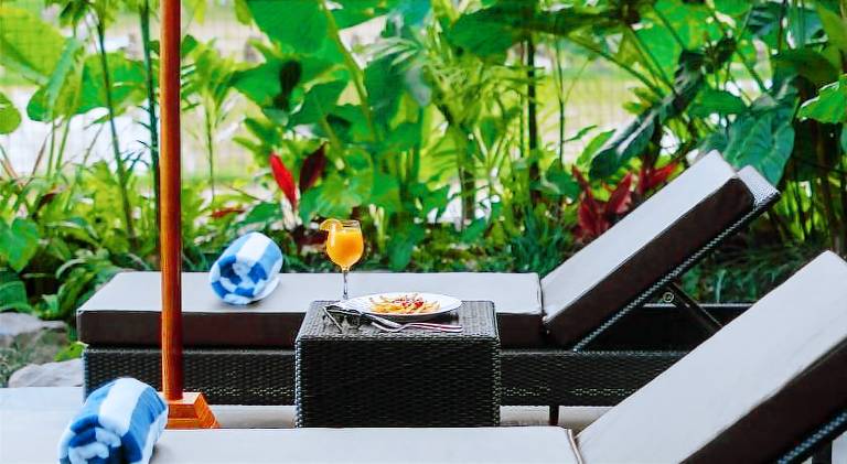 Villa with terrace, garden & private pool | Pets allowed — photo 3