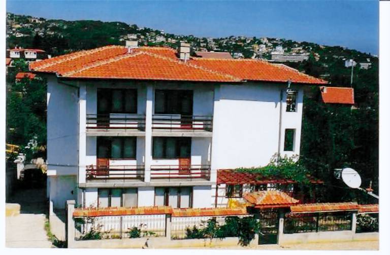 Pension  Trakata