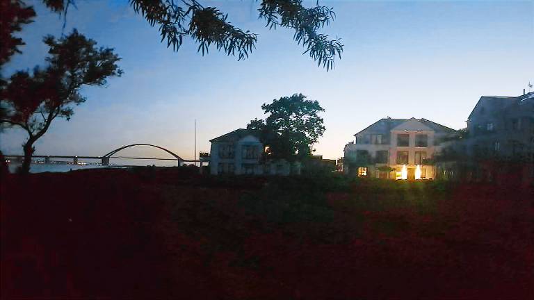 Nur 40 m zur Ostsee – stilvolle Ferienwohnung am Fehmarnsund mit Terrasse — photo 3