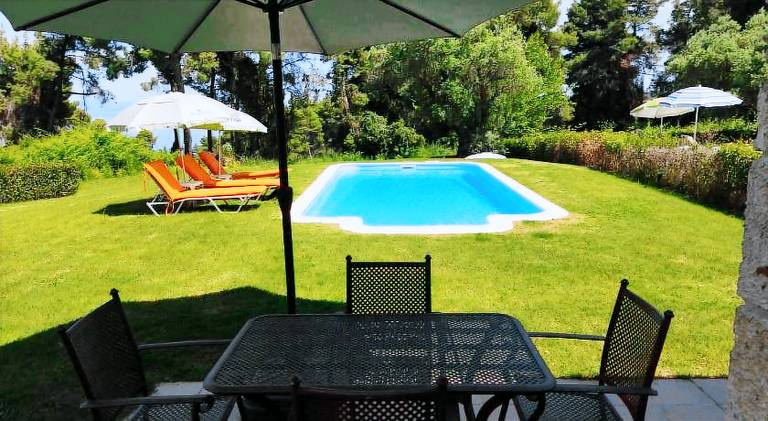 Villa with barbeque, garden & private pool in Kassandra