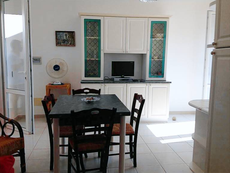 Holiday apartment with 2 rooms for 5 persons — photo 5