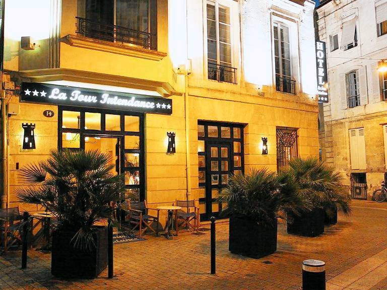 Qualys-Hotel Bordeaux La Tour Intendance in Bordeaux
