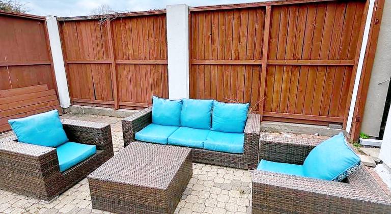 232 m&sup2; Ferienhaus