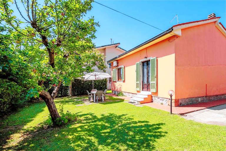 100 m&sup2; Ferienhaus