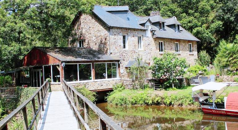 Moulin de Bray Chambres d hotes et hebergement Insolite