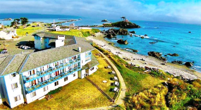 Oceanfront Lodge in Crescent City, CA