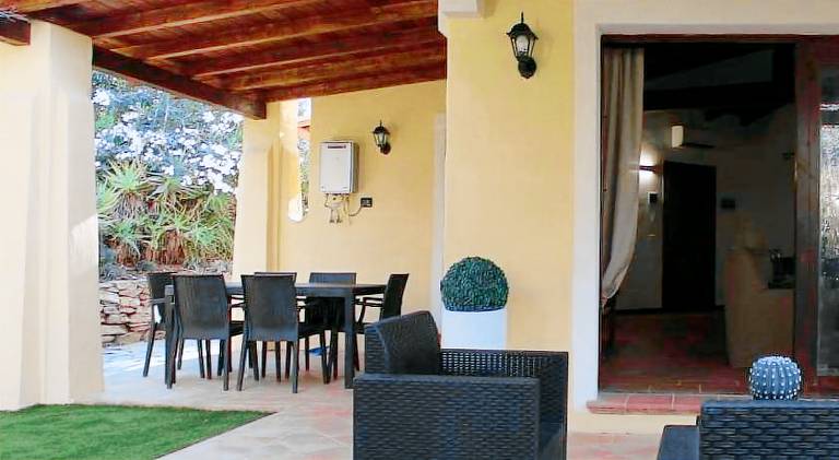 Villa with pool | Pets are welcome — photo 4