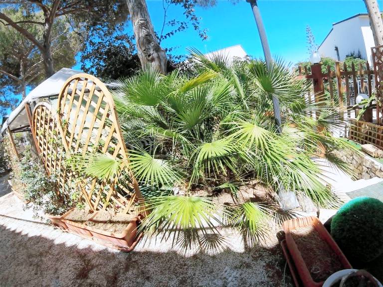 Rental apartment with pool, barbecue & terrace — photo 4