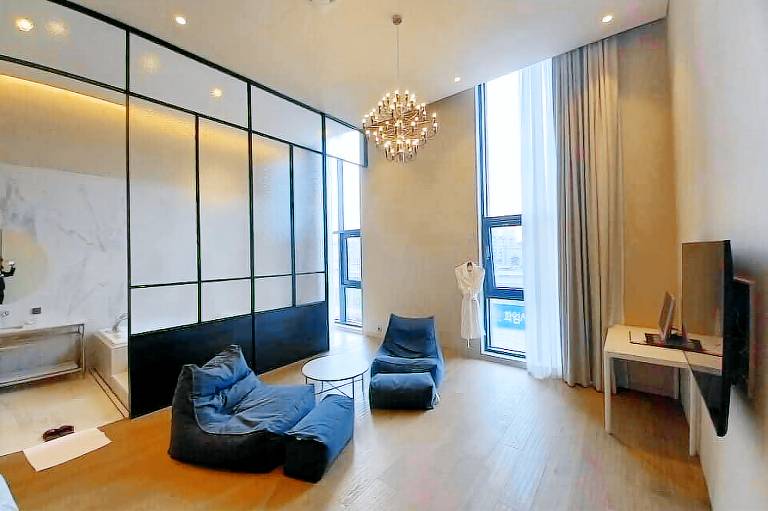 Hotel Libre