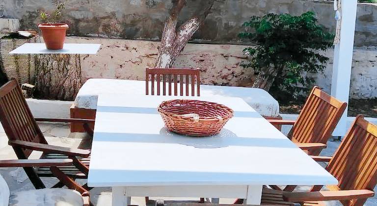 Vacation home with terrace & garden — photo 4