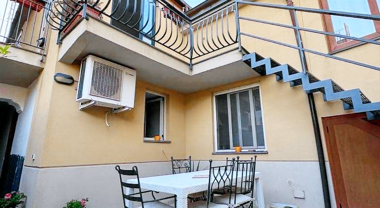 Vacation home with barbecue — photo 5