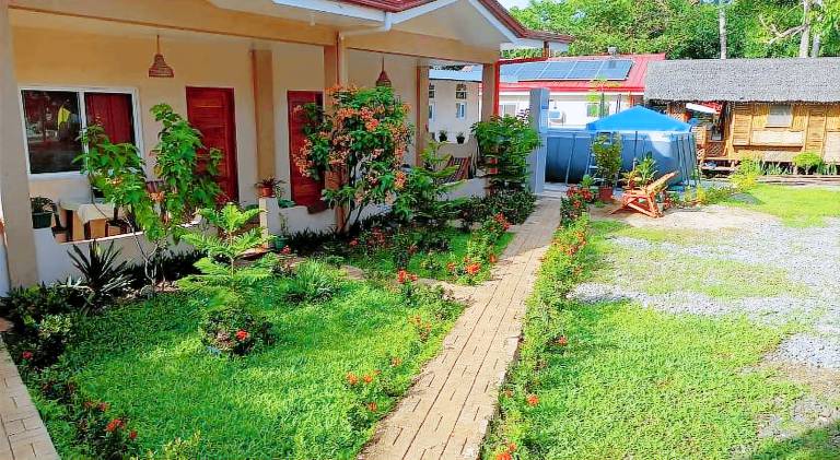 Villa Skanderbeg Guest House Talaudyong Beach — photo 4