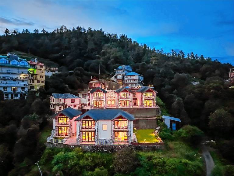 Hotel Himalayan Escape in Shimla