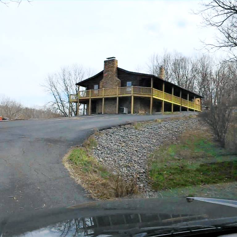Cabin Lexington