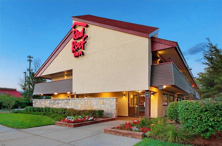 Red Roof Inn Detroit - Warren in Warren, MI