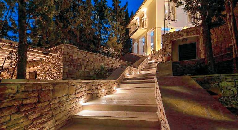 Villa with pool | Pets are welcome — photo 4