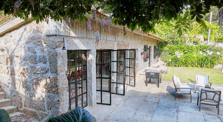 Fully equipped ample house with terrace, BBQ & private pool | Good for workation | Pets allowed — photo 3