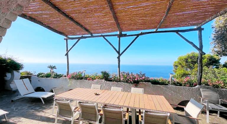 Luxury Sea View Villa La Birbirella in Furore