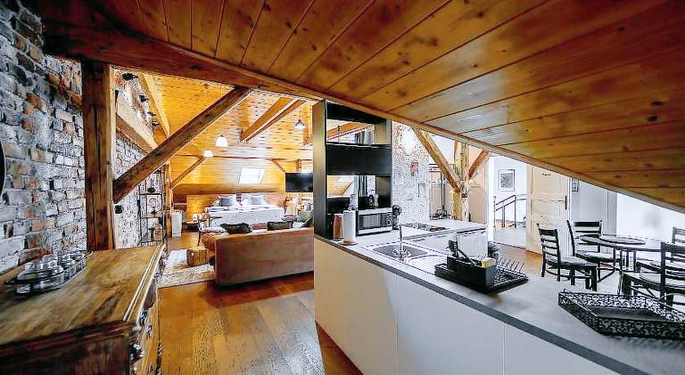 Apartment with terrace — photo 2