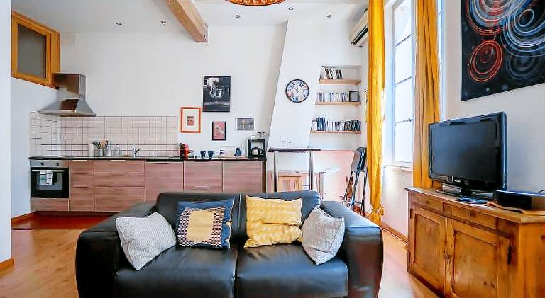 Rental apartment | Near Popes' Palace — photo 2