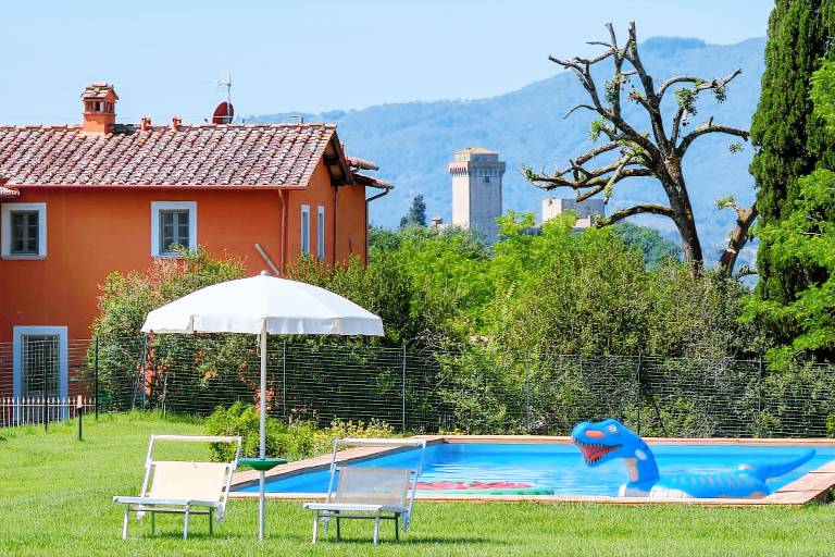 Apartment with barbecue in Reggello
