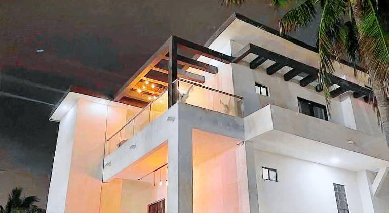 Acogedora recamara, con balcon y entrada independiente — photo 3