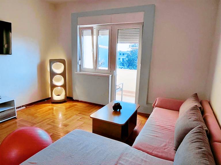 Holiday apartment with yard | Next to Diocletian's Palace — photo 2