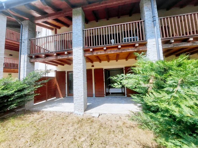 Fully equipped charming holiday apartment with patio & garden | Dogs allowed — photo 2