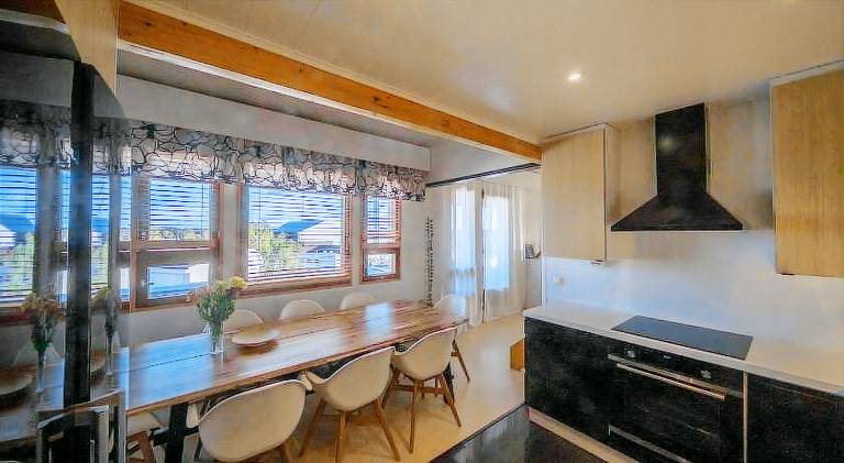 Rental apartment with 4 rooms for 12 persons — photo 3