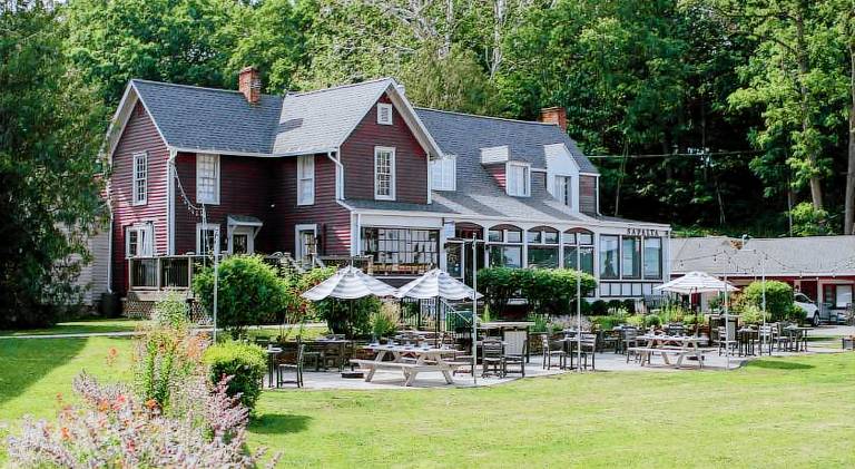 Plum Point Lodge — photo 3