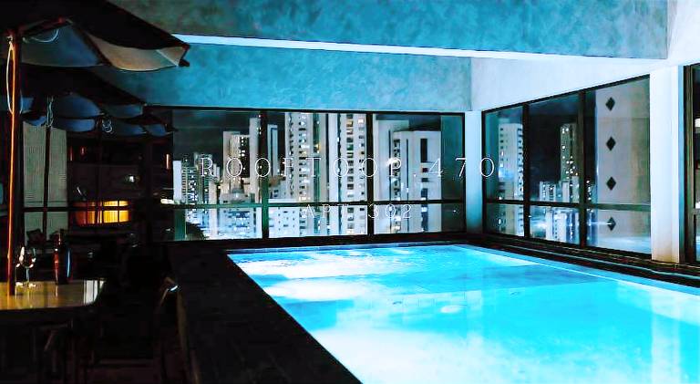 Apartment with pool & hot tub — photo 2