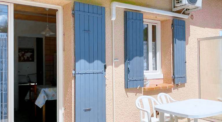 Holiday apartment with private pool & terrace — photo 5