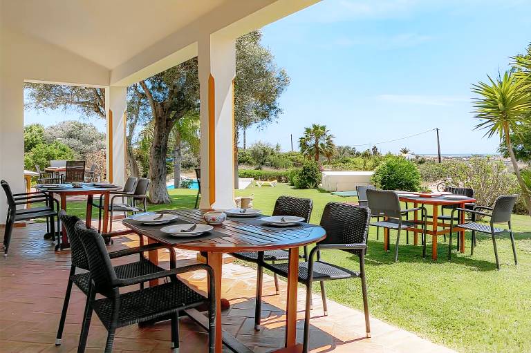 Magnolia – Private Villa with Heated Pool, Spa & Nature Views – Near Beach & Golf — photo 4