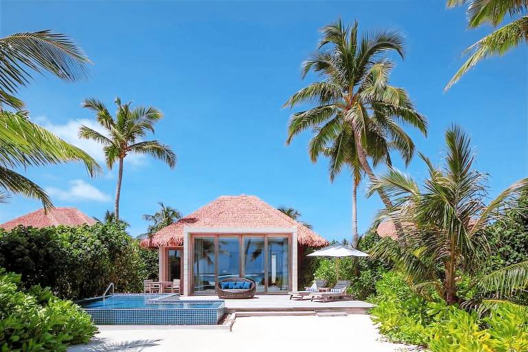 Resort  Alifu Dhaalu Atoll