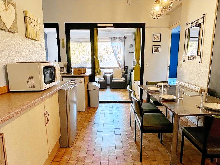 Rental apartment with pool — photo 2