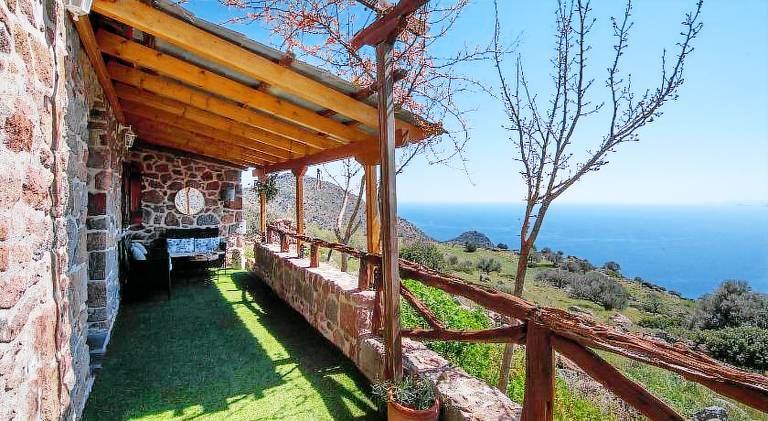 House with garden & patio | Perfect for remote work — photo 4