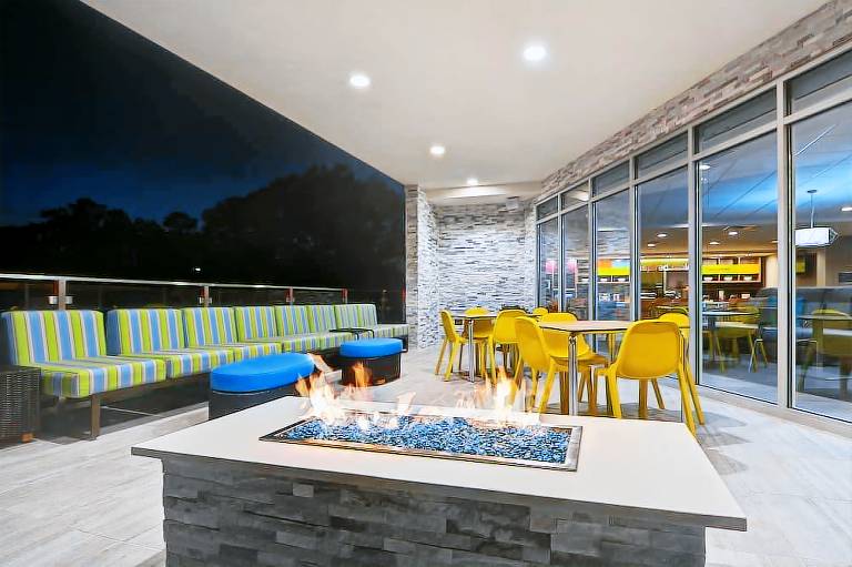 Home2 Suites by Hilton Savannah Midtown GA