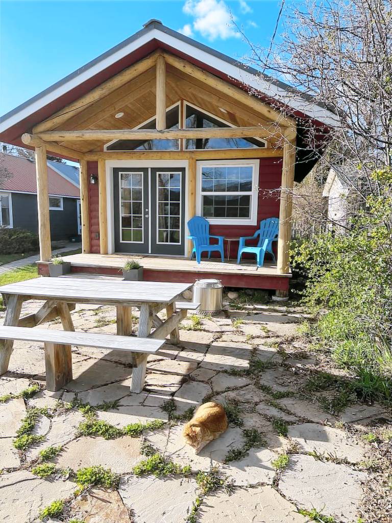 Cabin Victor