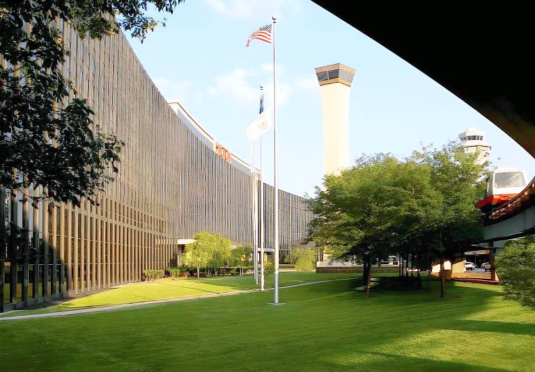 Hilton Chicago O'Hare Airport in Rosemont, IL