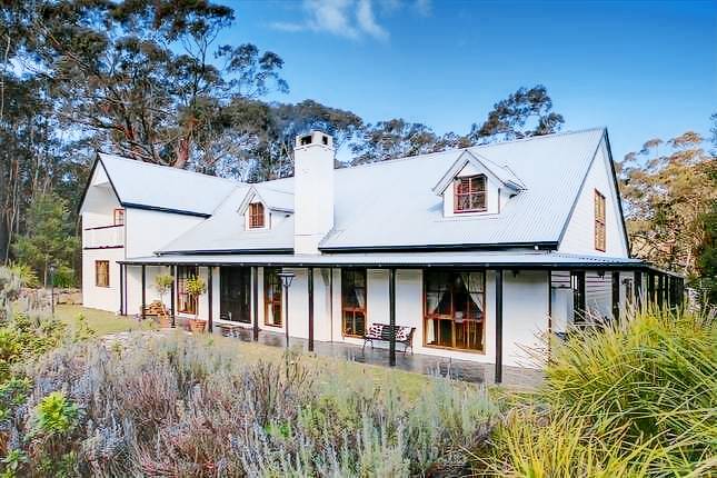 House  Fitzroy Falls