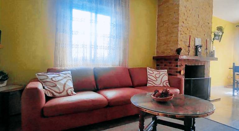 Fully equipped house with private pool, garden & grill | Suitable for remote work | Pets allowed — photo 2