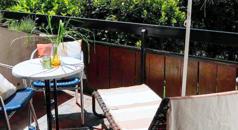 Holiday apartment with terrace & garden — photo 4