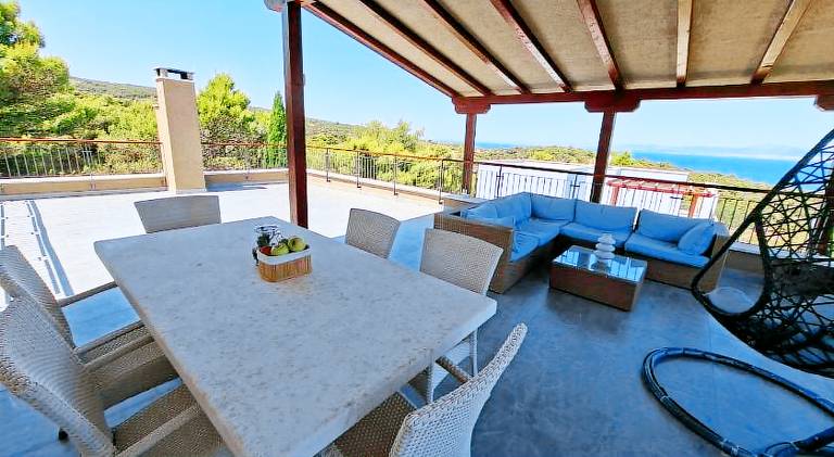 Ample villa with pool | Pet-friendly — photo 5