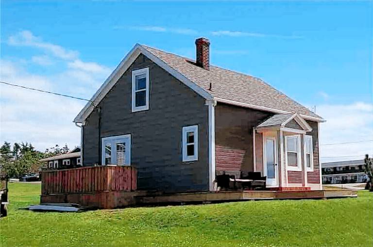 House Chéticamp
