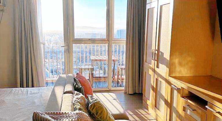 Beautiful serviced apartment with terrace, pool & sauna | Dogs allowed — photo 2