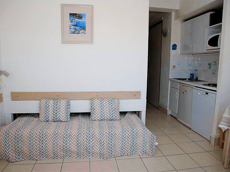 Studio with 1 room for 4 persons — photo 5